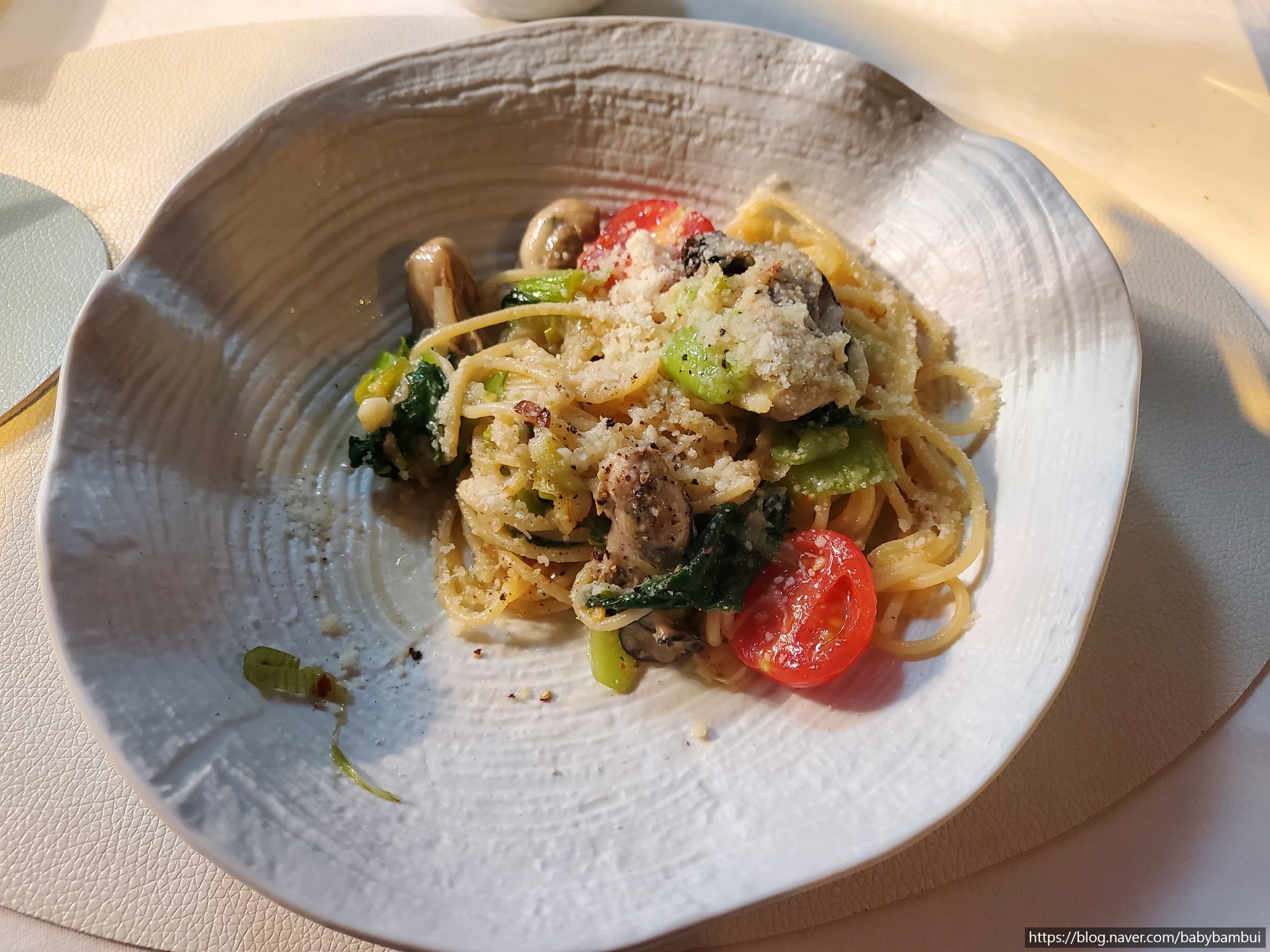 서래마을 맛집 [라싸브어] 기념일 데이트 프렌치 레스토랑 코스 요리 추천